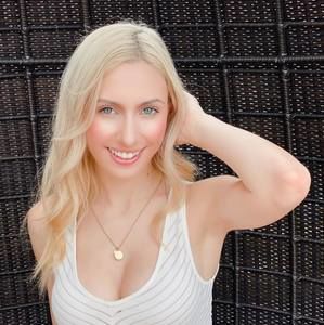 Meet your Posher, Brianna